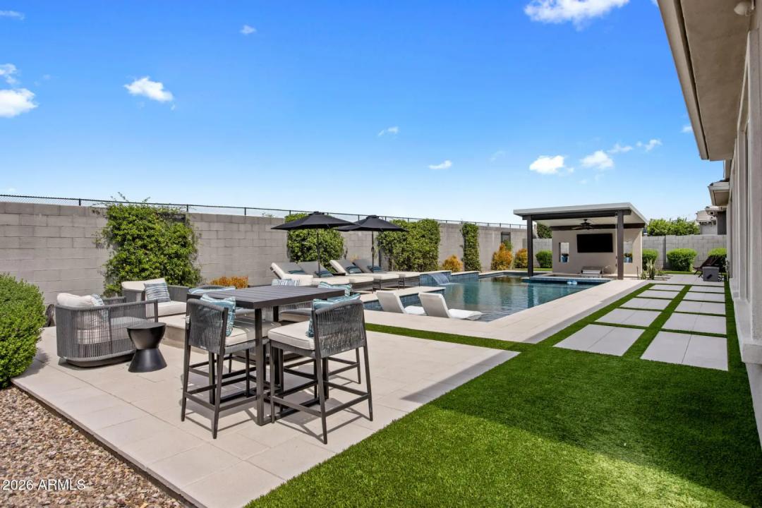 Real Estate Picture 41