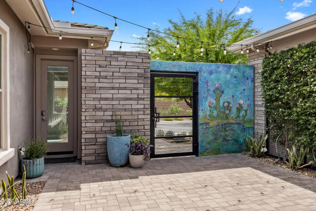 Real Estate Picture 45