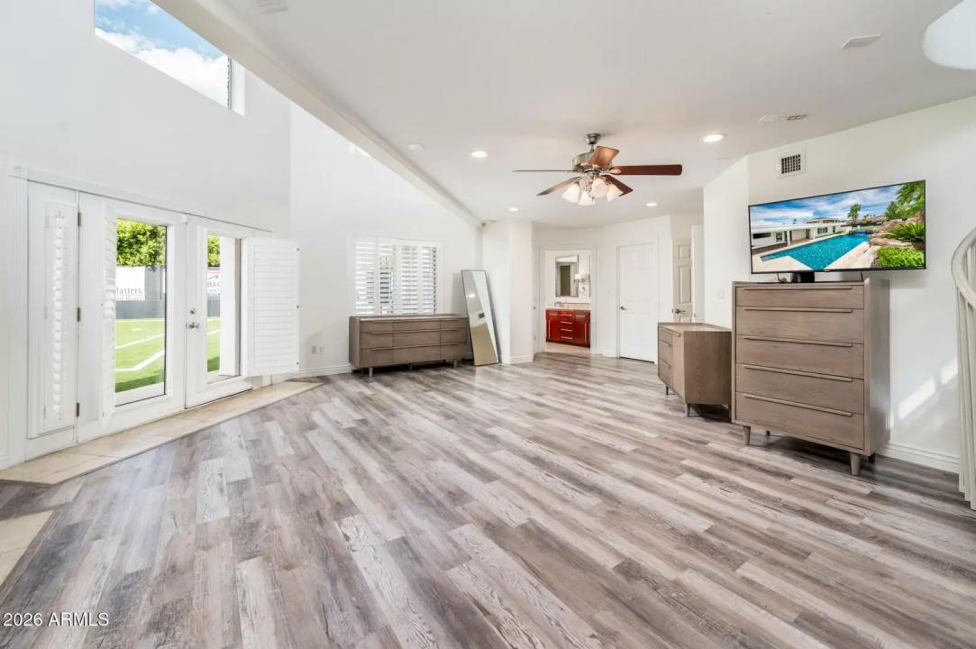 Real Estate Picture 29