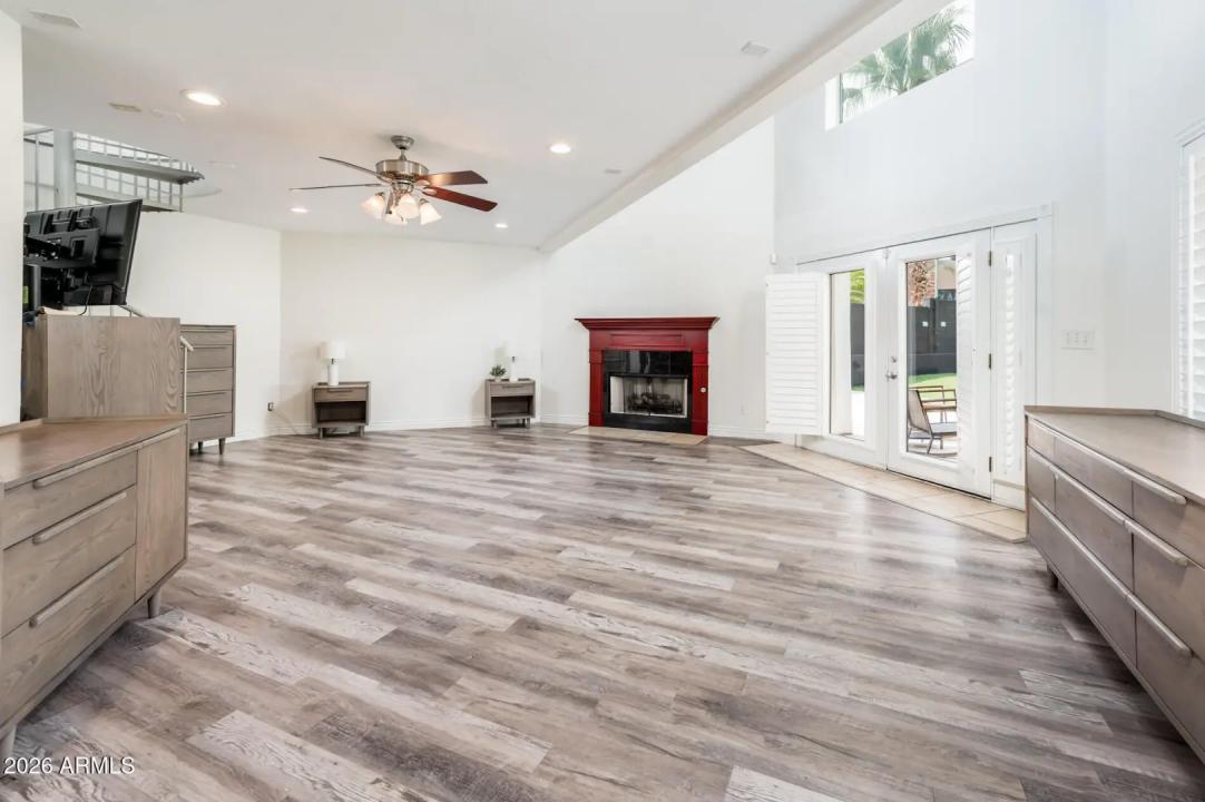 Real Estate Picture 28