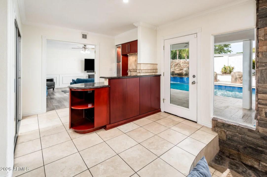 Real Estate Picture 39