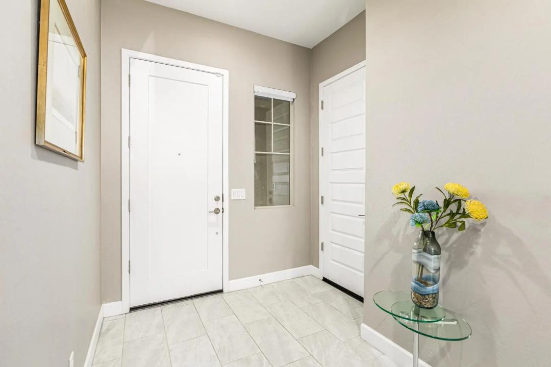 Real Estate Picture 5