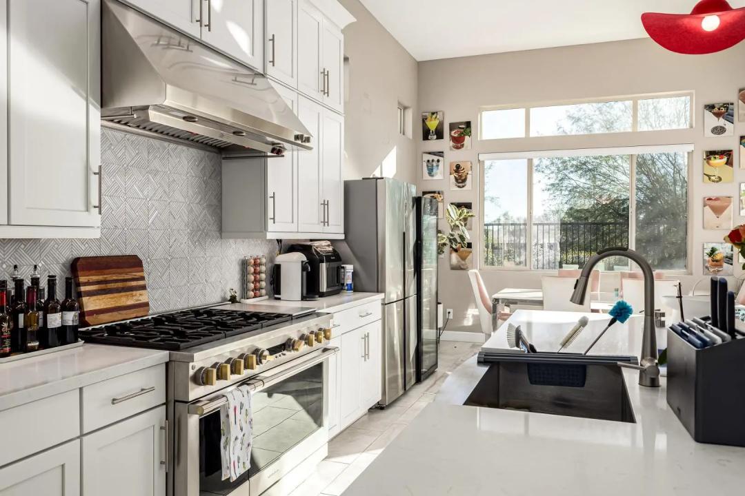 Real Estate Picture 17