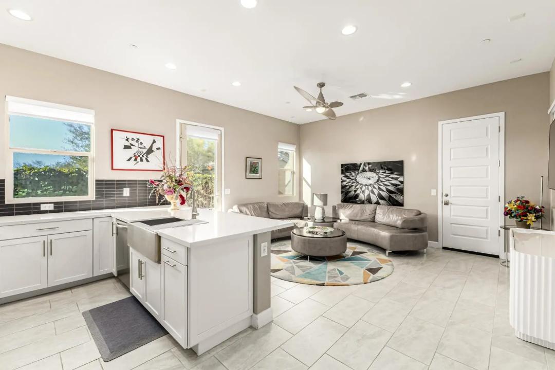 Real Estate Picture 40