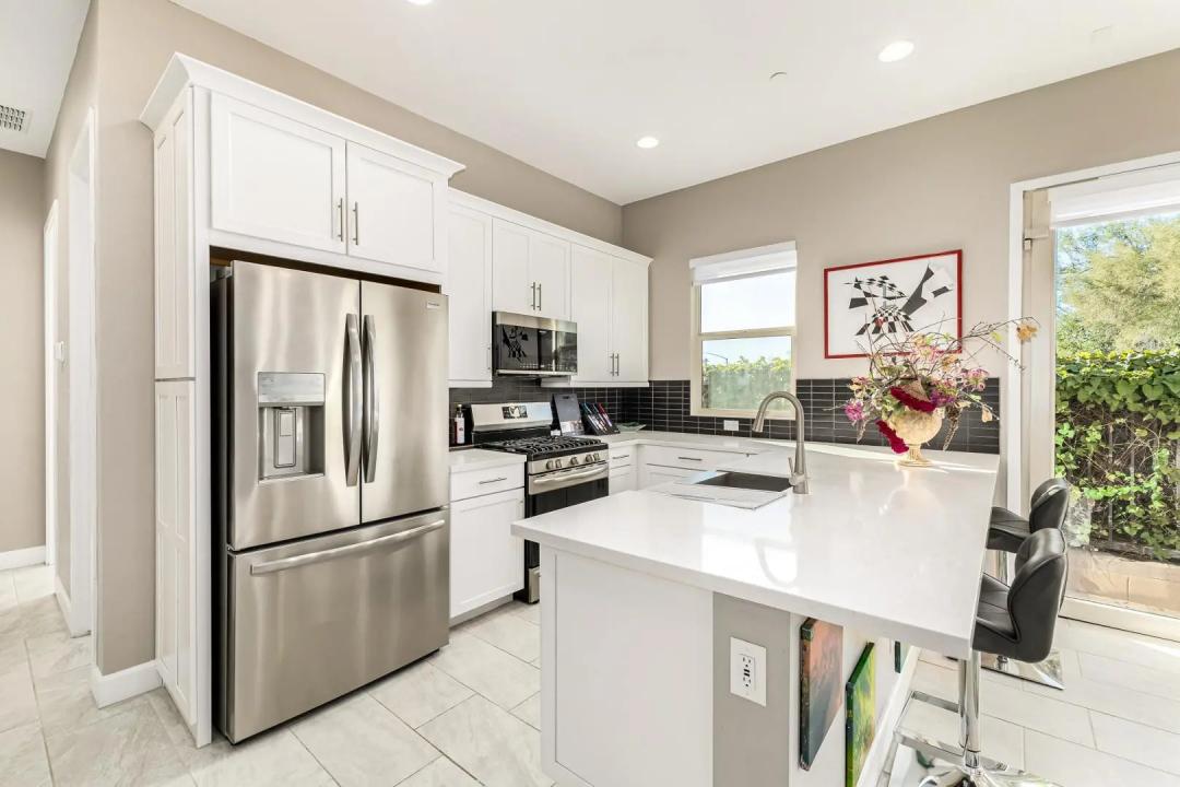 Real Estate Picture 41