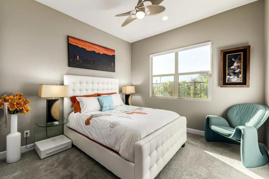 Real Estate Picture 43