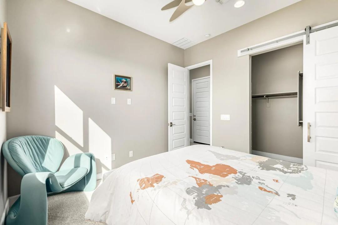 Real Estate Picture 44