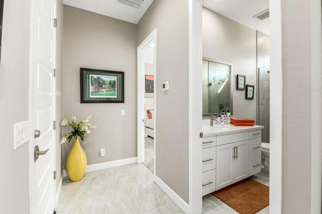 Real Estate Picture 45