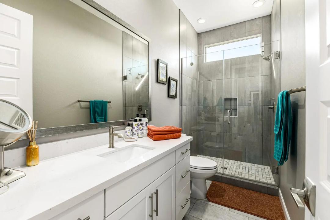 Real Estate Picture 46