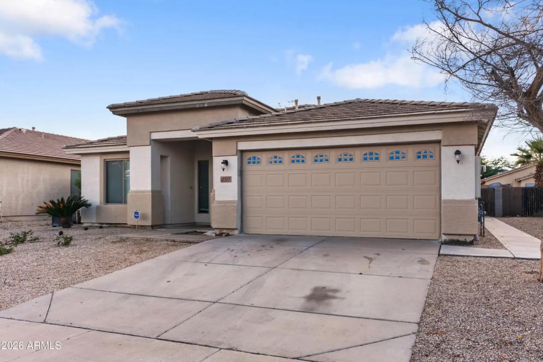 Real Estate Picture 3