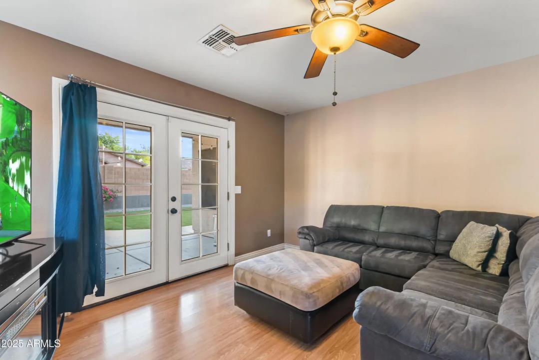 Real Estate Picture 19