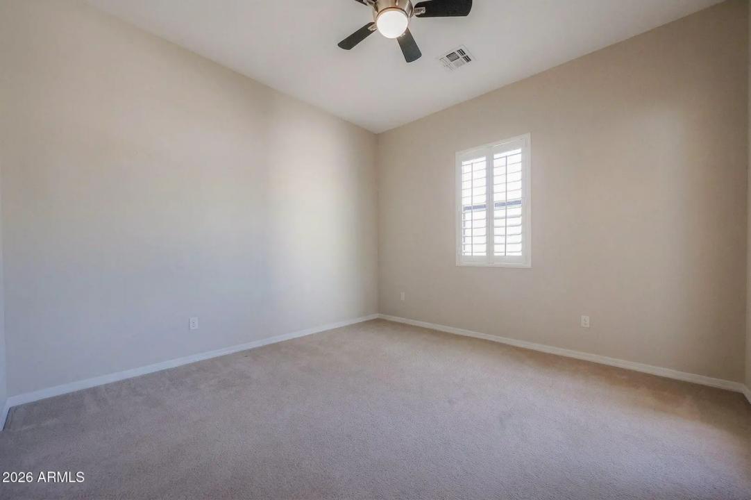 Real Estate Picture 6