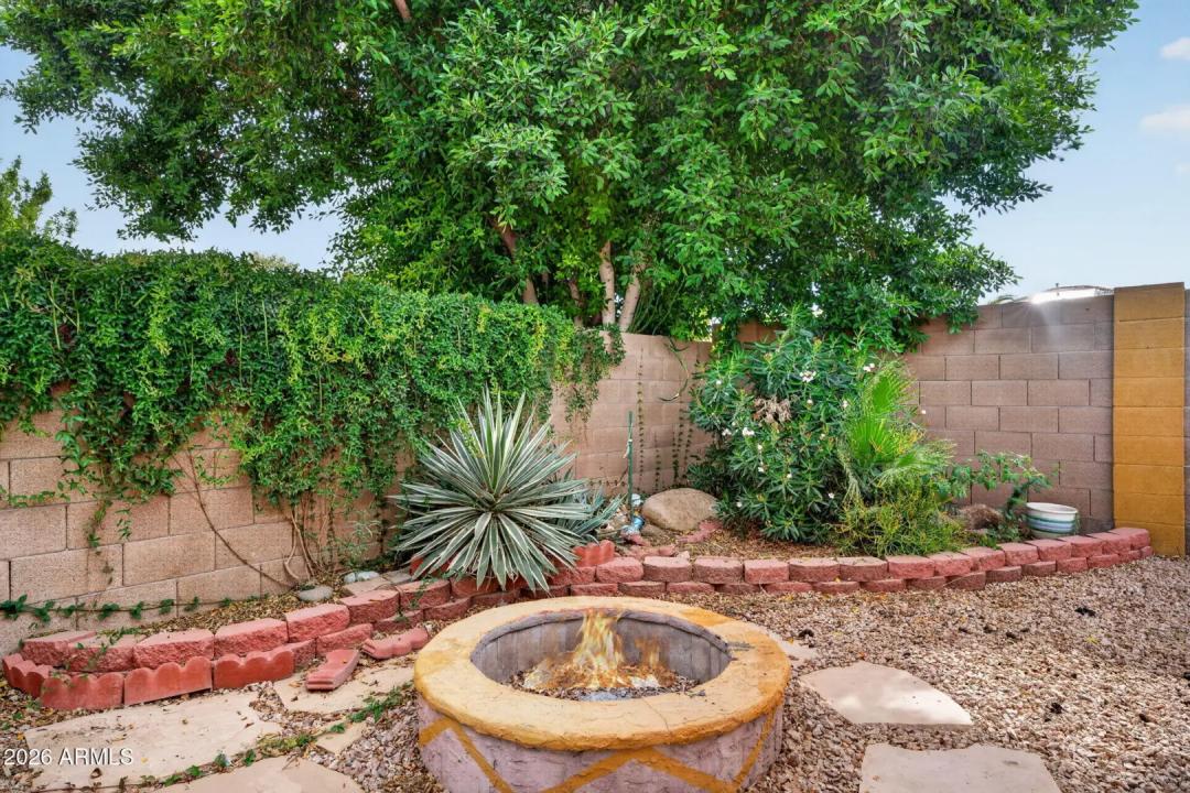 Real Estate Picture 30