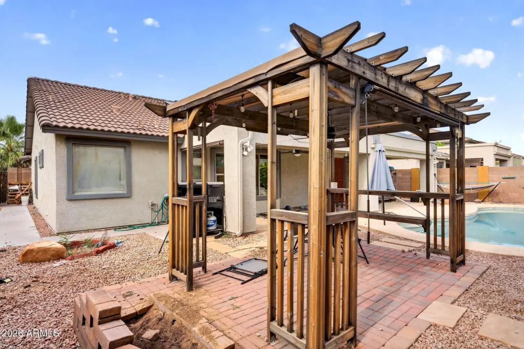 Real Estate Picture 31