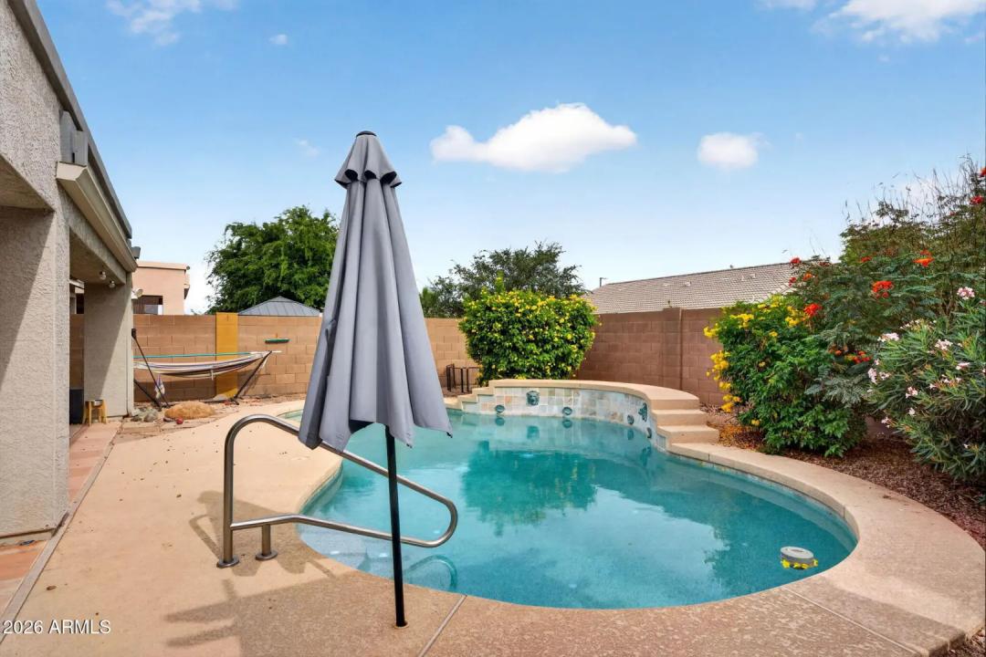 Real Estate Picture 29