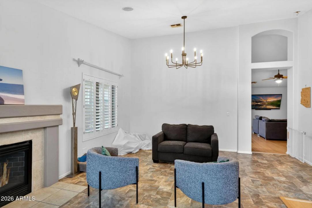 Real Estate Picture 5