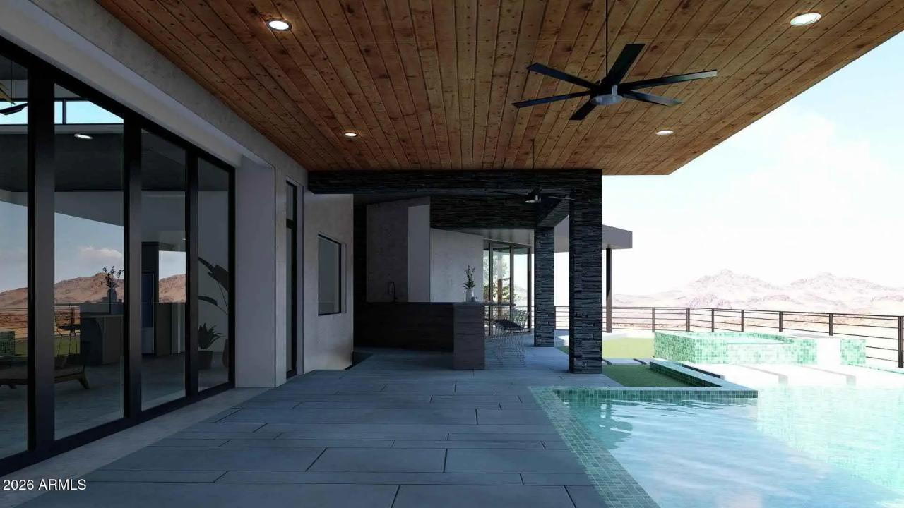 Real Estate Picture 18