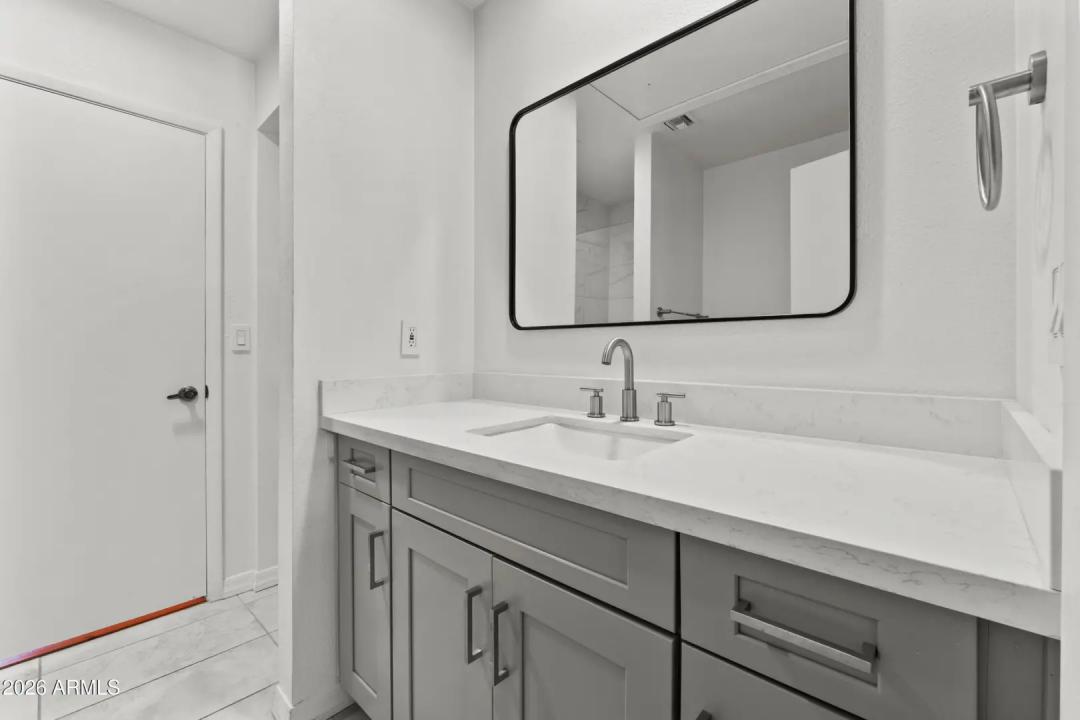 Real Estate Picture 18