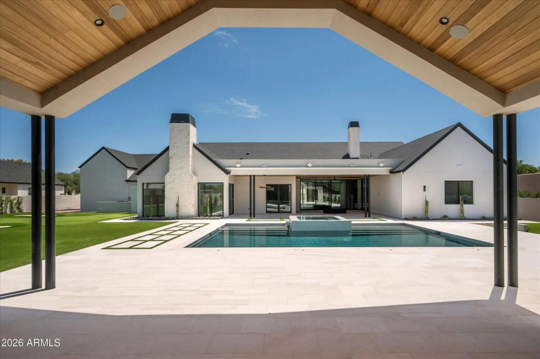 Real Estate Picture 35