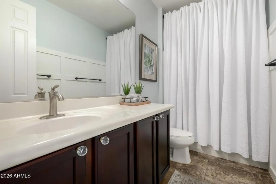 Real Estate Picture 28