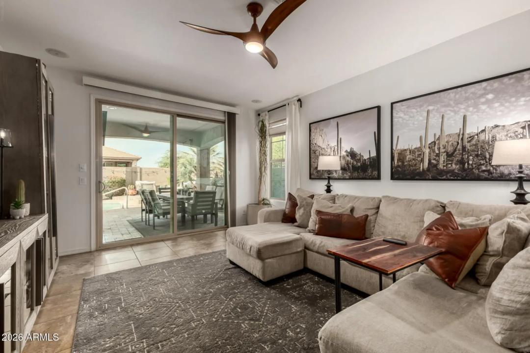 Real Estate Picture 17