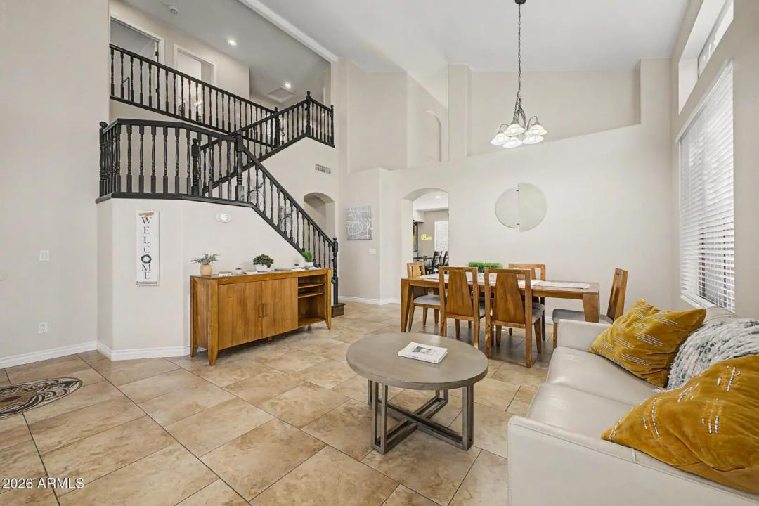 Real Estate Picture 13
