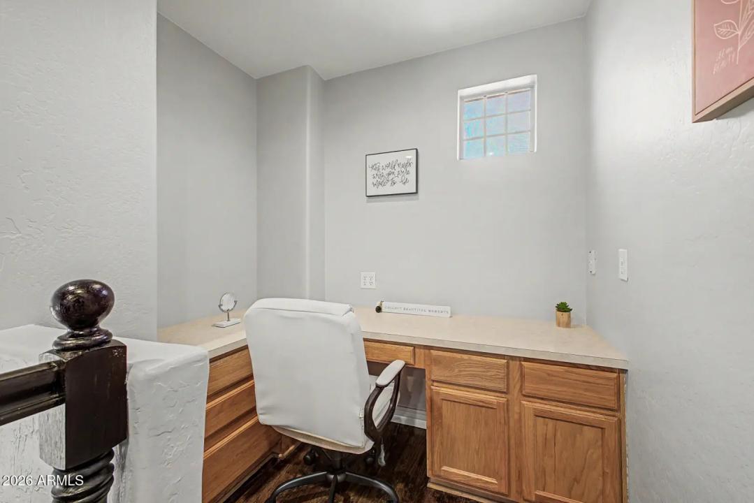 Real Estate Picture 22