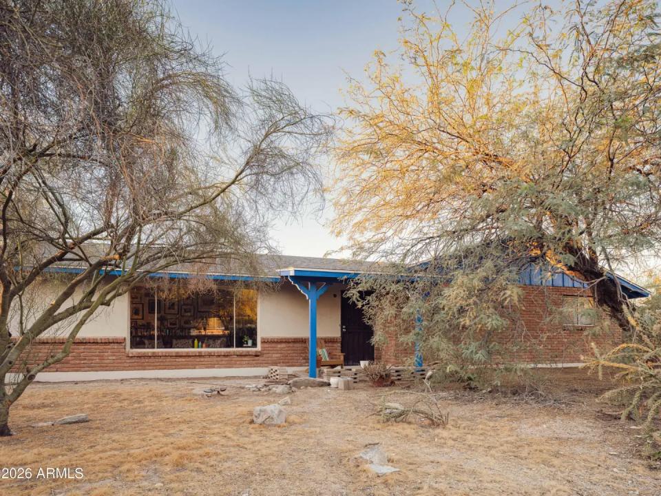 Real Estate Picture 2