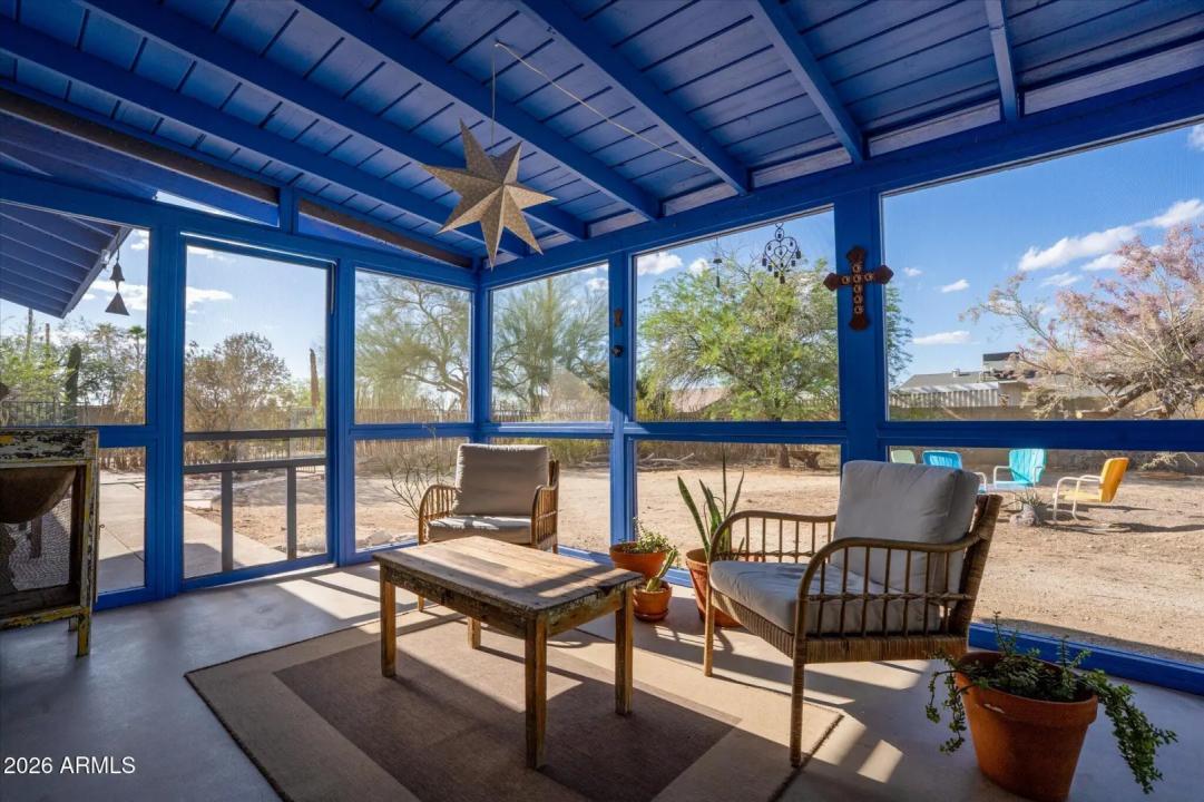 Real Estate Picture 33