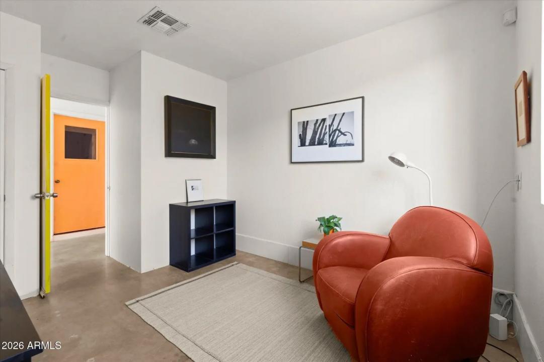 Real Estate Picture 26