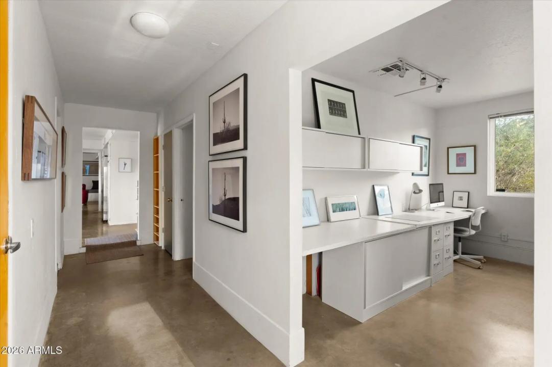 Real Estate Picture 23