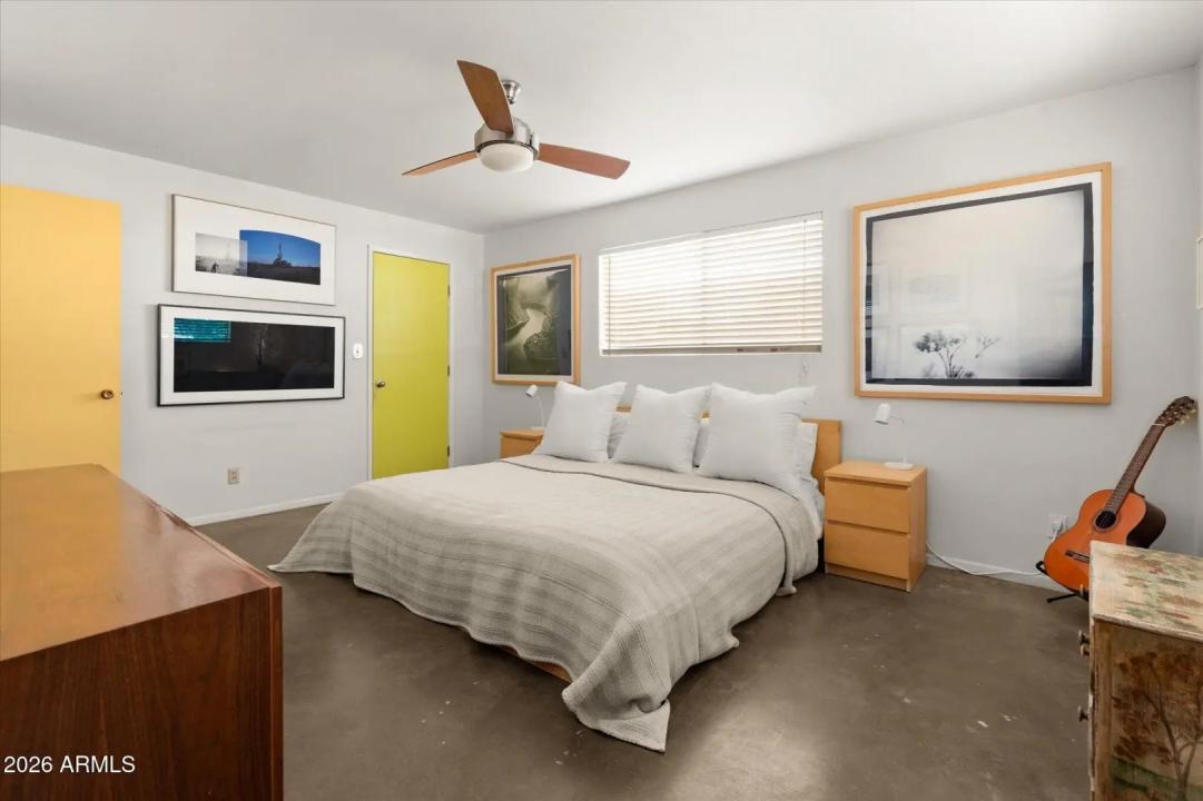 Real Estate Picture 18