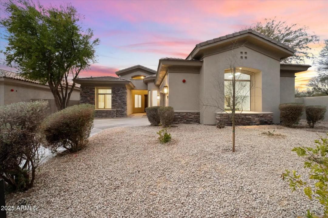 Real Estate Picture 13