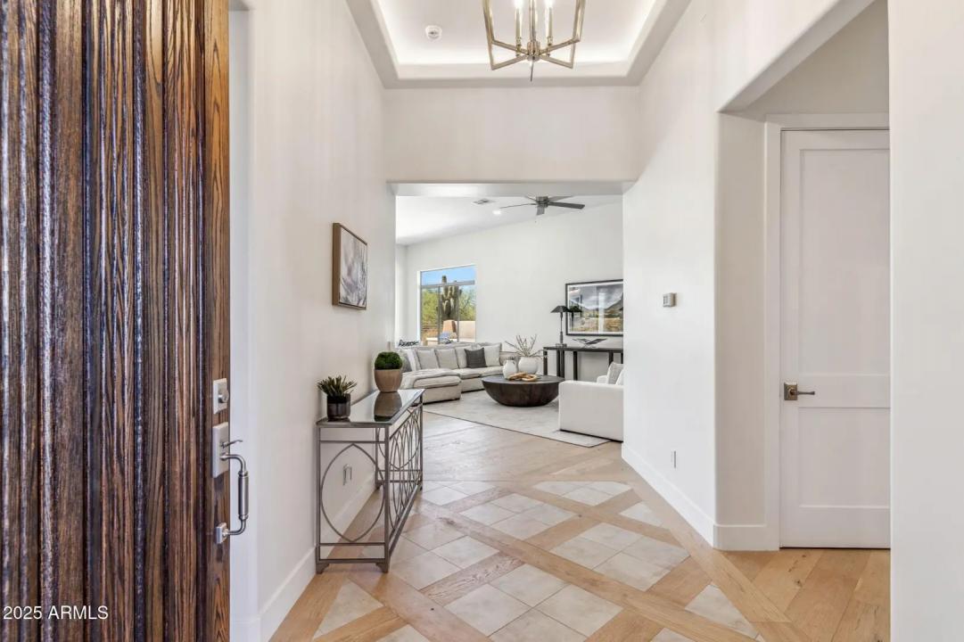 Real Estate Picture 17