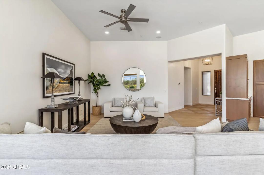 Real Estate Picture 21