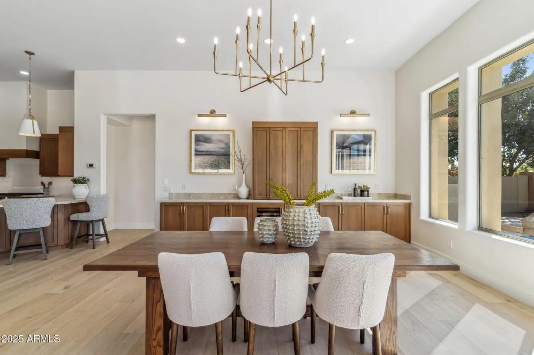 Real Estate Picture 32