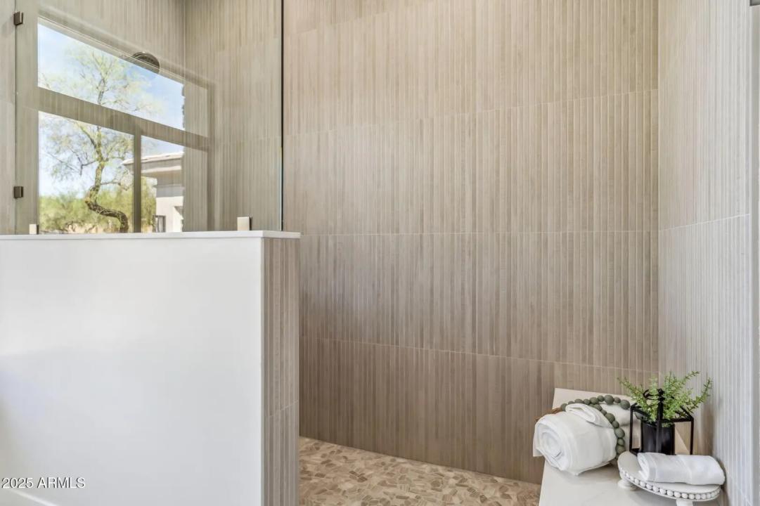 Real Estate Picture 51