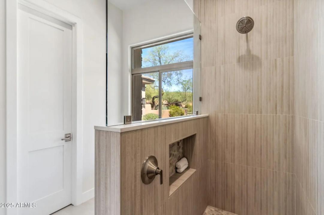 Real Estate Picture 52