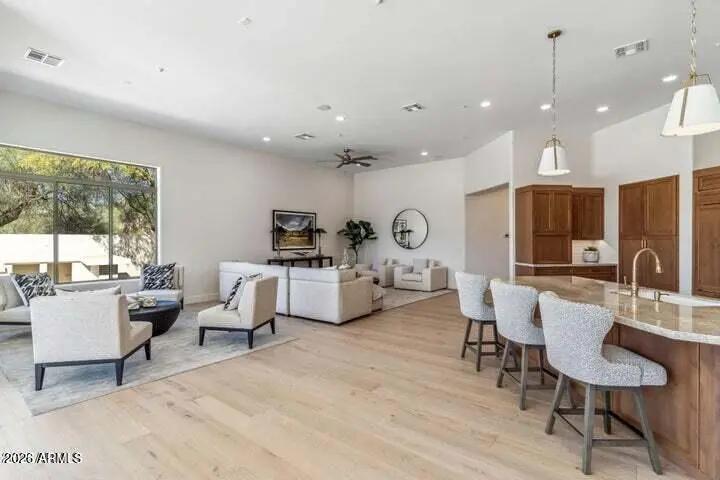 Real Estate Picture 6