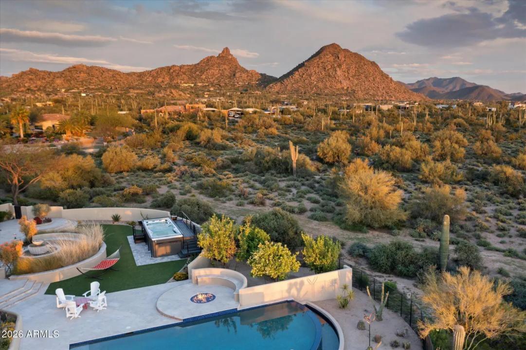 Real Estate Picture 93