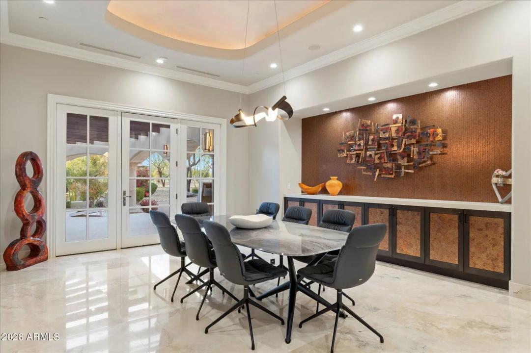 Real Estate Picture 13