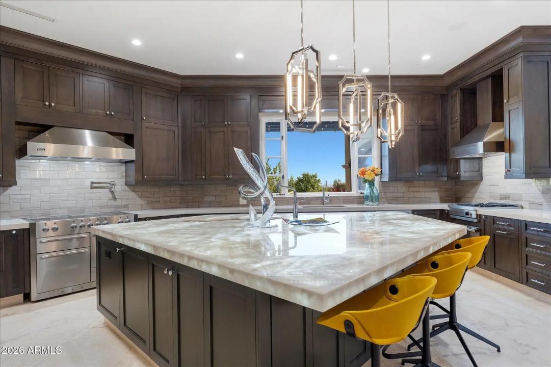 Real Estate Picture 20