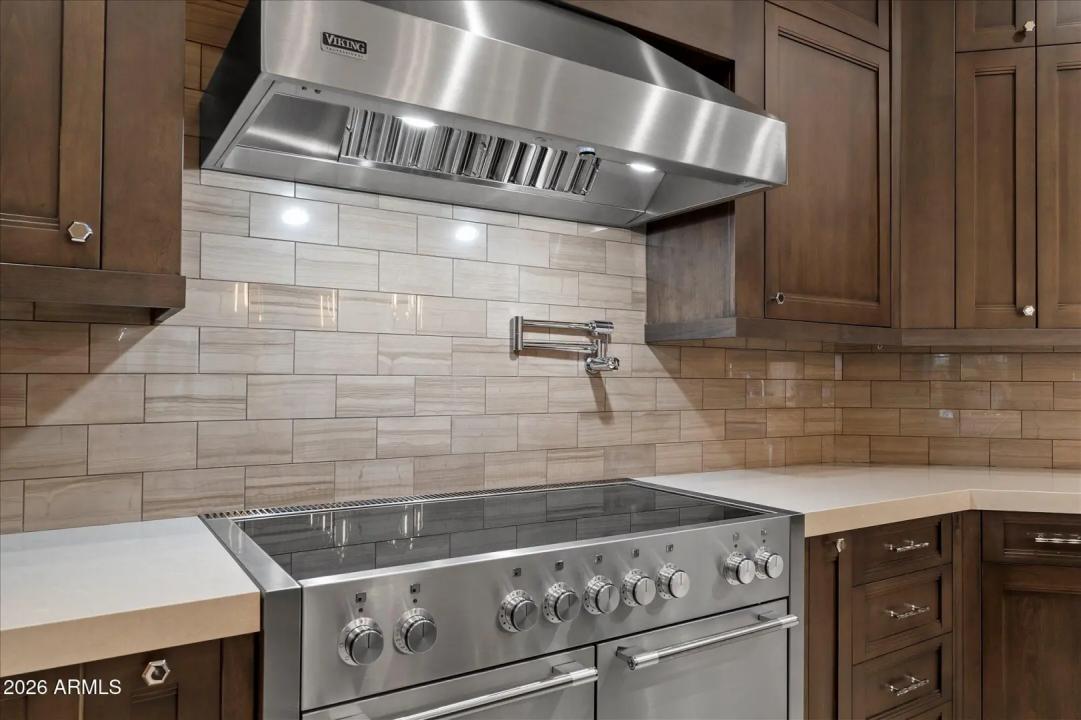 Real Estate Picture 25