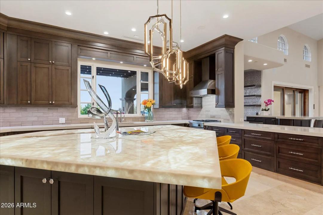 Real Estate Picture 27