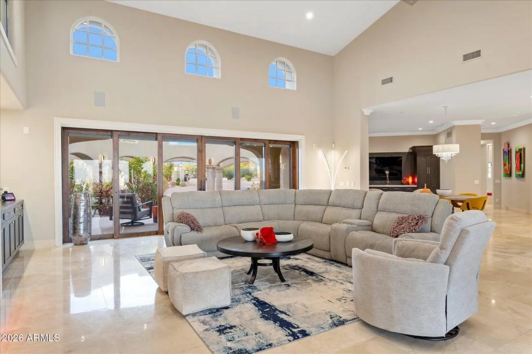 Real Estate Picture 32