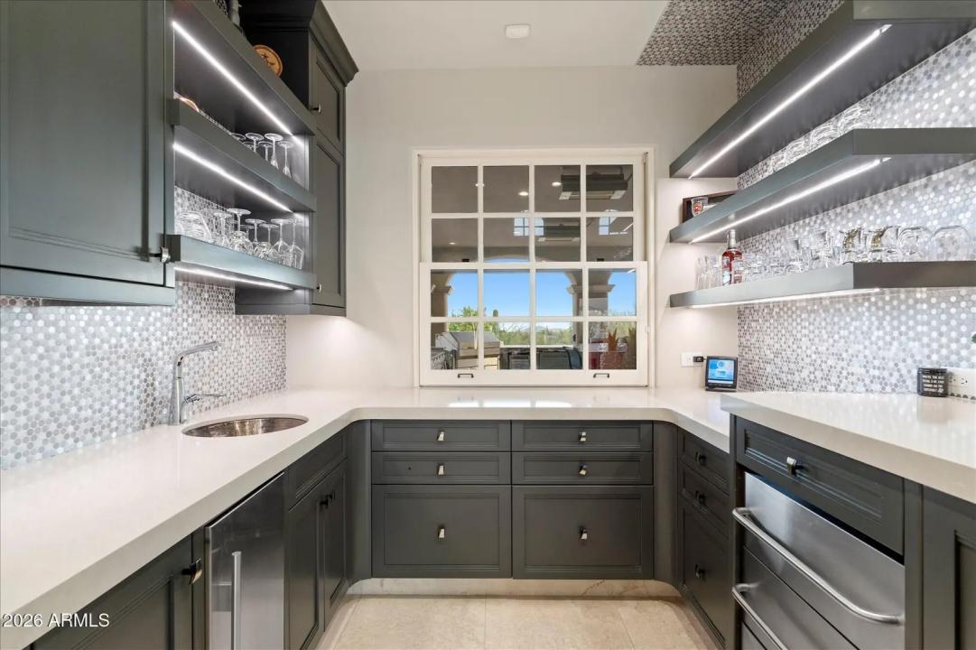 Real Estate Picture 35