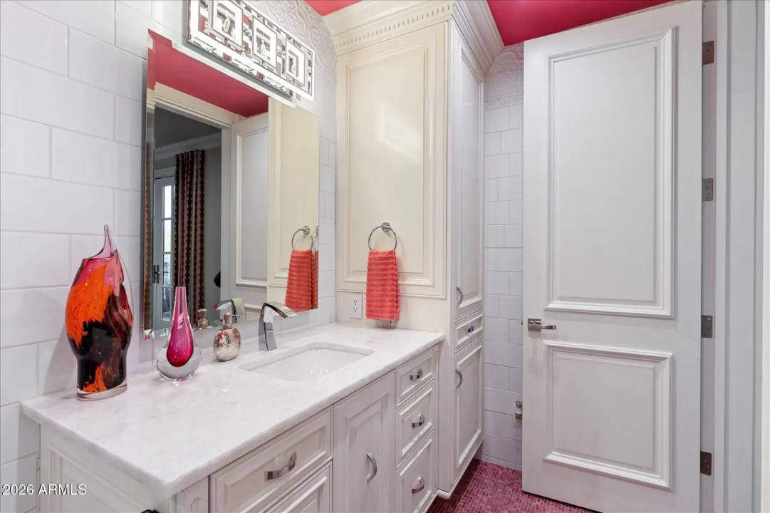 Real Estate Picture 79