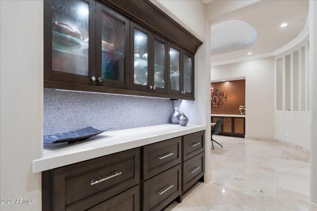 Real Estate Picture 37