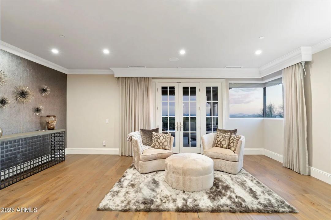 Real Estate Picture 64