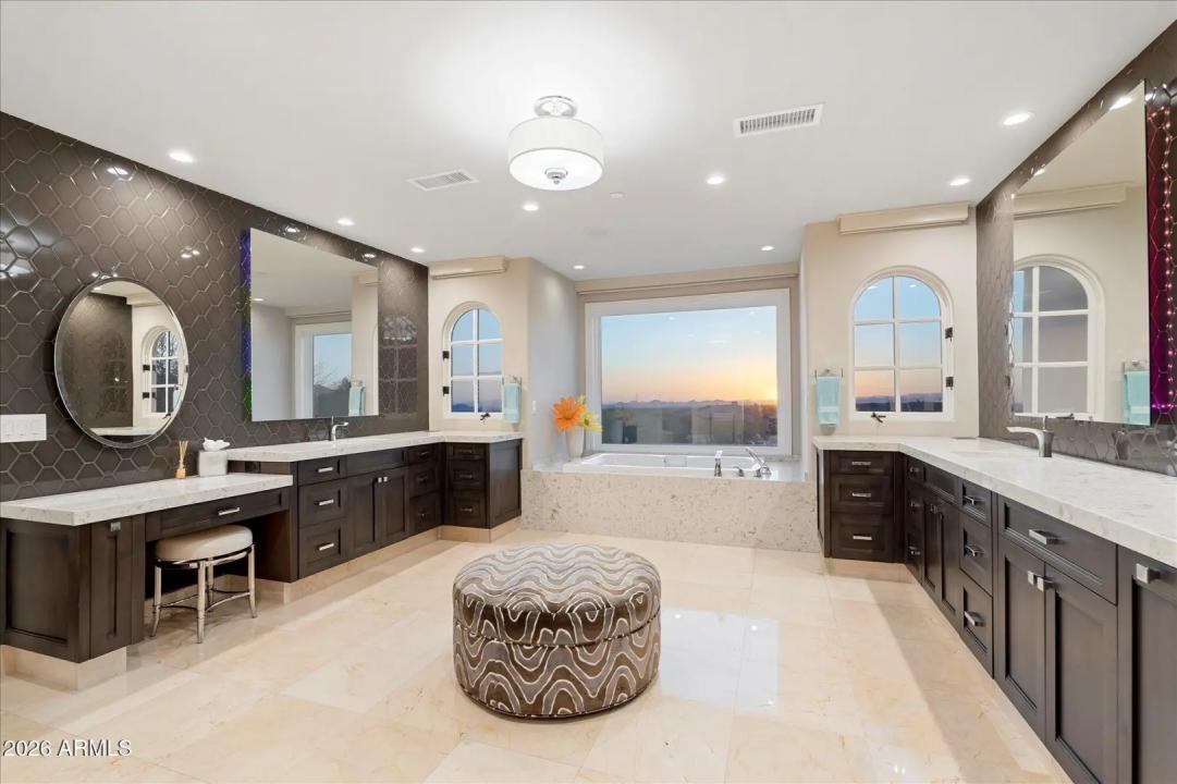 Real Estate Picture 68